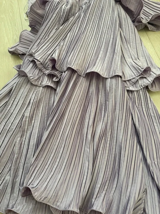 Astr Tiered Pleated Maxi Dress in Lilac 🐣 - Picture 10 of 10